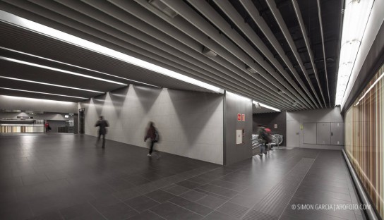 Fotografia de Arquitectura Metro-L9-41-SG1613_9818