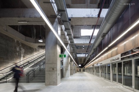 Fotografia de Arquitectura Metro-L9-50-SG1613_0271