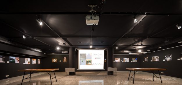 Fotografia de Arquitectura Exposicion-fotografia-arquitectonica-CAATEEB-01-_MG_9505