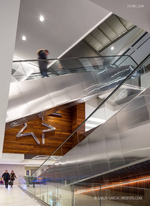 Fotografo de Arquitectura Centro comercial Finestrelles-06-SG1862_2346