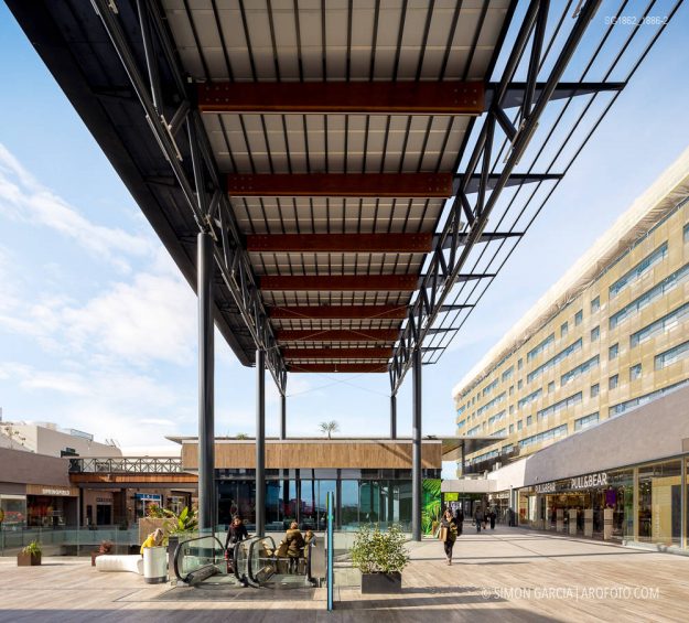 Fotografo de Arquitectura Centro comercial Finestrelles-09-SG1862_1886-2