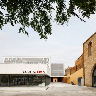 Fotografo de Arquitectura Casal Sant Feliu-AMB-02-SG1858_7894-2