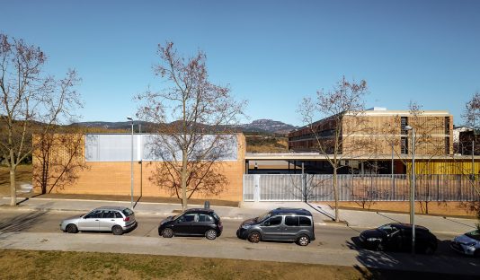 Fotografo de Arquitectura IES Aimerigues-Drone-04-DJI_0039