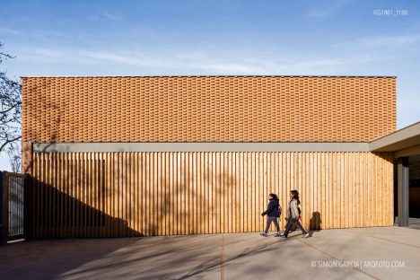 Fotografo de Arquitectura IES Aimerigues-bbarquitectes-xgarquitectura-03-SG1861_1199