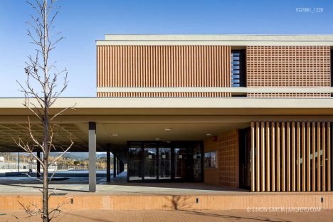 Fotografo de Arquitectura IES Aimerigues-bbarquitectes-xgarquitectura-04-SG1861_1229
