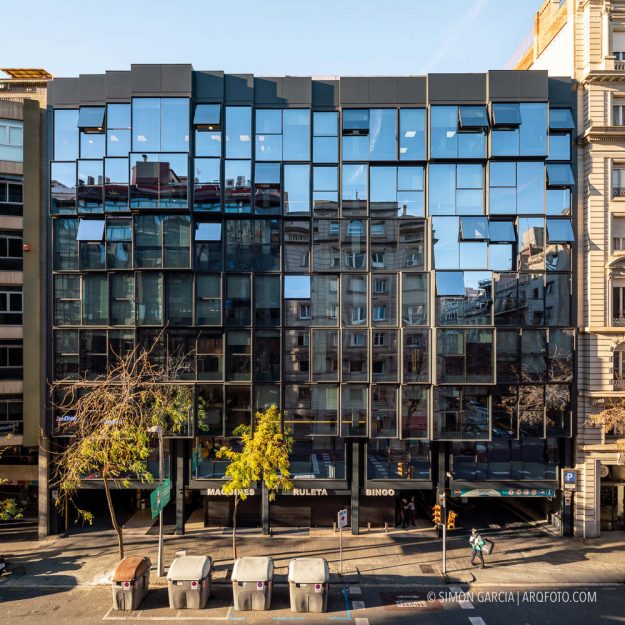 Fotografo de Arquitectura Fachada Travessera-xgarquitectura-Zenit-01-SG2072_7432-2