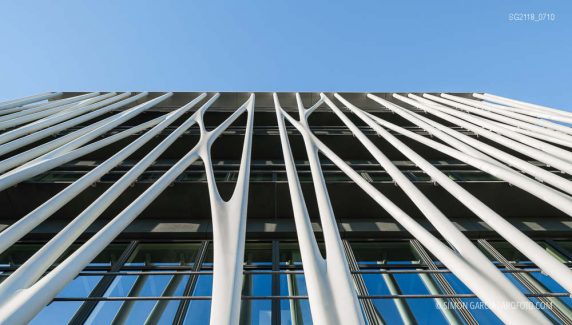 Fotografia de Arquitectura Manufacture de la Mode-Rudy Ricciotti-13-SG2118_0710