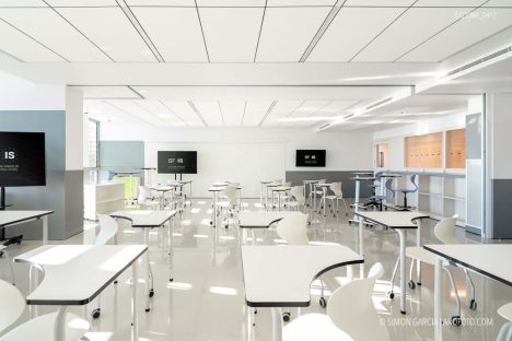 Fotografia de Arquitectura Benjamin Franklin School-xgarquitectura-Qualis-18-SG2098_0412