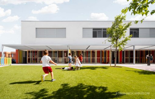 Fotografia de Arquitectura CEIP Brianda de Luna Alfajarin-Santiago Carroquino-09-SG2090_7132