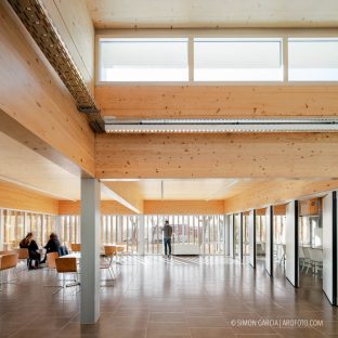 Fotografia de Arquitectura Centre Civic la Guardia-Sant Vicenç dels Horts-AMB-Blanca Noguera-09-SG2104_8641