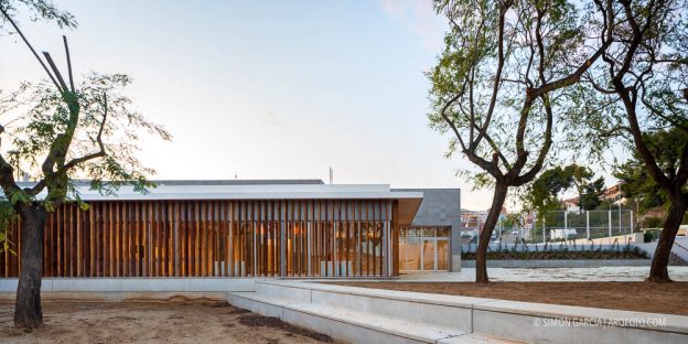 Fotografia de Arquitectura Centre Civic la Guardia-Sant Vicenç dels Horts-AMB-Blanca Noguera-14-SG2104_1692-2