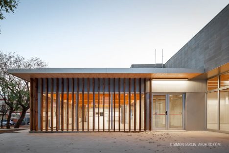 Fotografia de Arquitectura Centre Civic la Guardia-Sant Vicenç dels Horts-AMB-Blanca Noguera-16-SG2104_1718