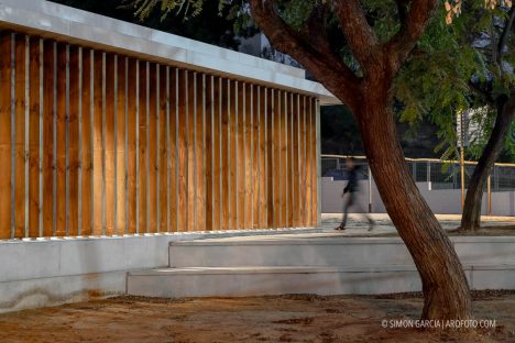 Fotografia de Arquitectura Centre Civic la Guardia-Sant Vicenç dels Horts-AMB-Blanca Noguera-18-SG2104_1774