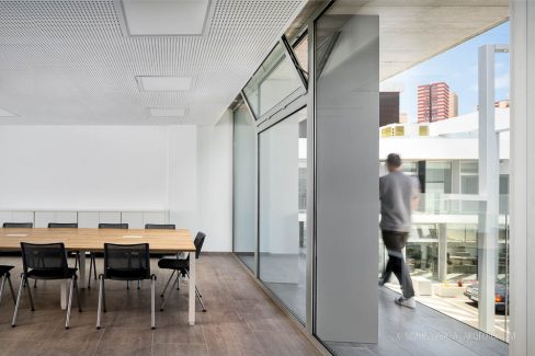 Fotografia de Arquitectura Cooperativa de Taxis-Las Palmas-Romera Ruiz arquitectos-07-SG2228_3766