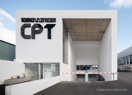 Fotografia de Arquitectura Cooperativa de Taxis-Las Palmas-Romera Ruiz arquitectos-11-SG2228_3961