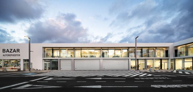 Fotografia de Arquitectura Cooperativa de Taxis-Las Palmas-Romera Ruiz arquitectos-18-SG2228_4134