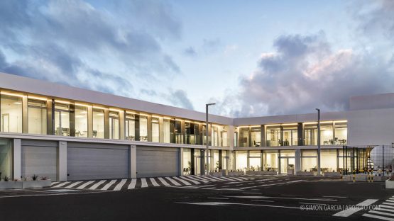 Fotografia de Arquitectura Cooperativa de Taxis-Las Palmas-Romera Ruiz arquitectos-20-SG2228_4179