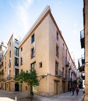 Fotografia de Arquitectura Apartamentos Mercè-The Patio-Calaf Grup-The Onsider-01-SG2247_9859