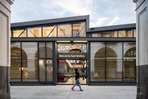 Fotografia de Arquitectura Mercat Sant Andreu-AMB-Blanca Noguera-18-SG1873_9747