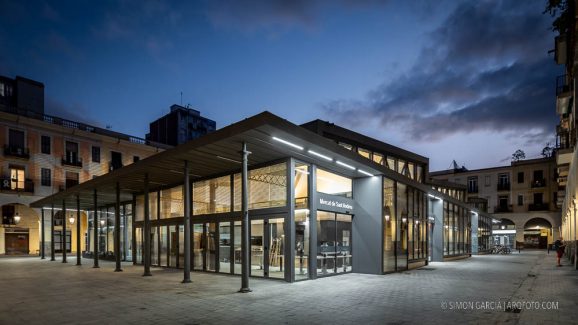 Fotografia de Arquitectura Mercat Sant Andreu-AMB-Blanca Noguera-25-SG1873_9833