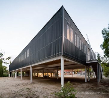 Fotografia de Arquitectura Ampliacio Institut Tiana-Nuria Saura-AMB-18-SG2136_7699