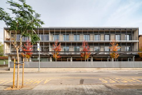 Fotografia de Arquitectura Centre de serveis residencia gent gran Begues-02-SG2279_1853