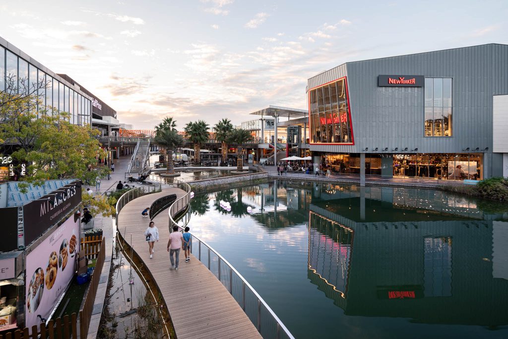 Centro comercial Puerto Venecia